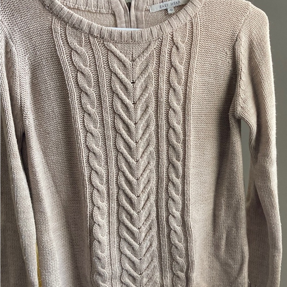 Fall Sweater Tan Size Small (Euro Sz 40)